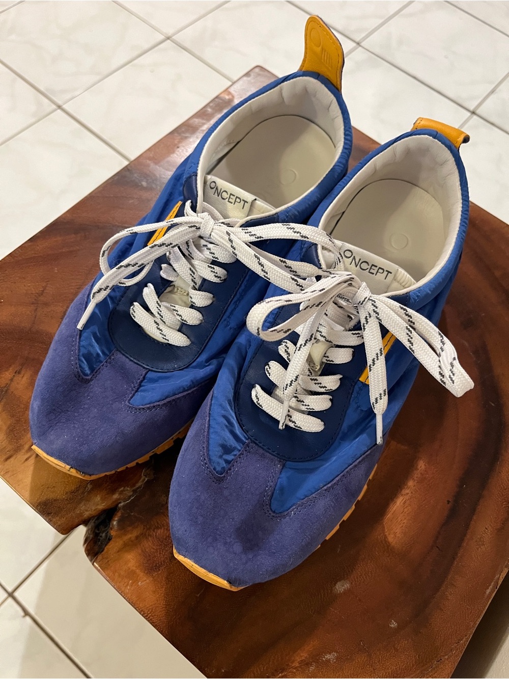 Concept Women's Blue & Yellow Athletic Sneakers